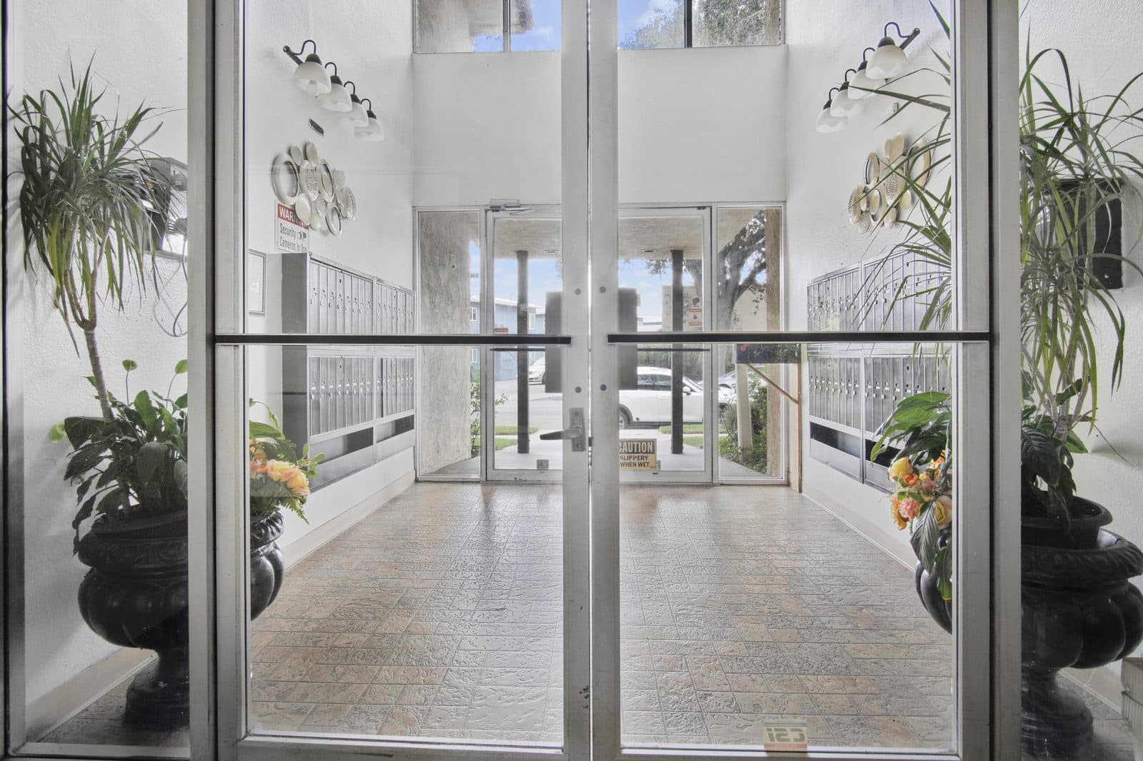 Front lobby with mailboxes