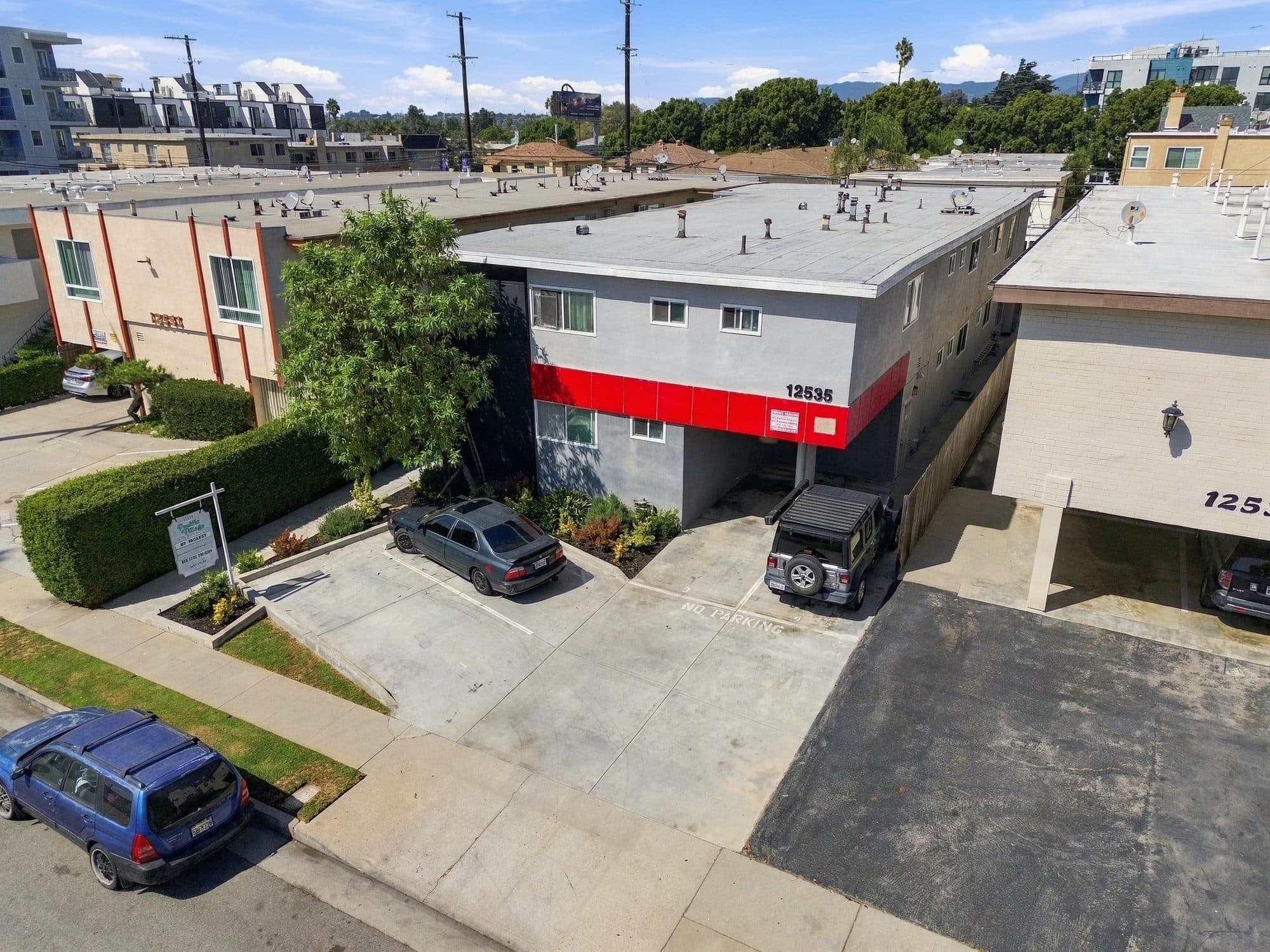 12535 Pacific Ave, Los Angeles, CA 90066