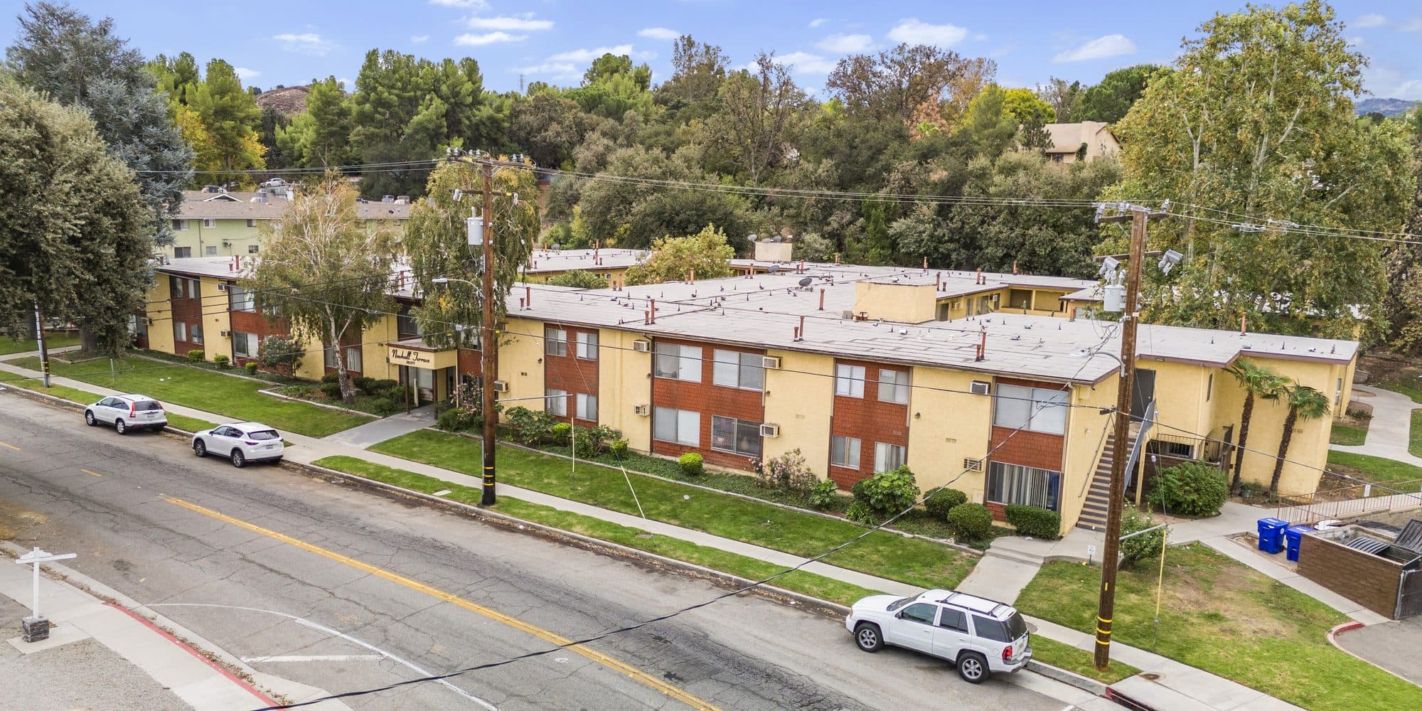 24377 Newhall Ave, Santa Clarita, CA 91321