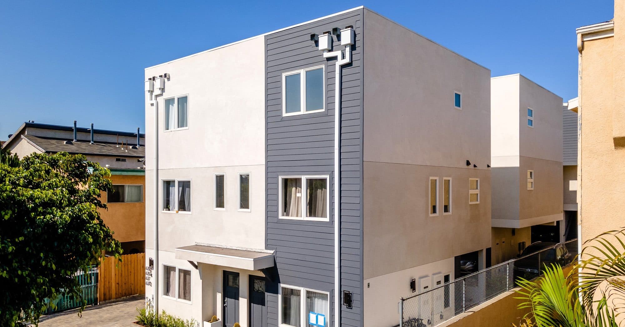 635 N Harvard Blvd, Los Angeles, CA 90004