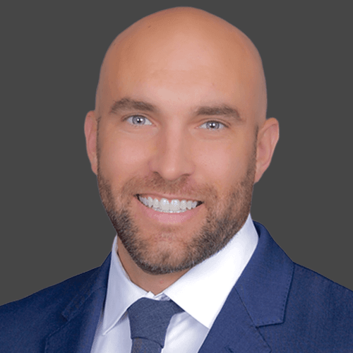 Logan Ward headshot